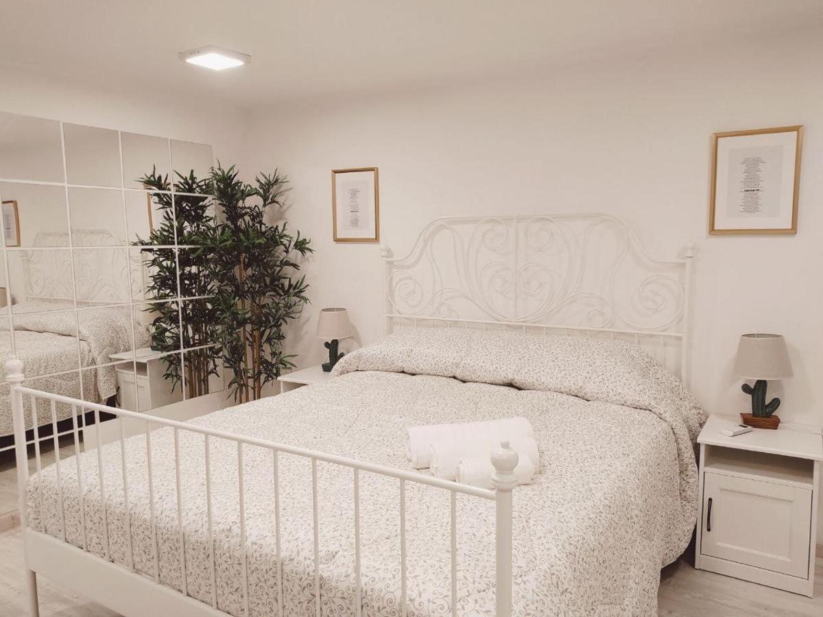 Interno25 Apartment Taranto Luaran gambar